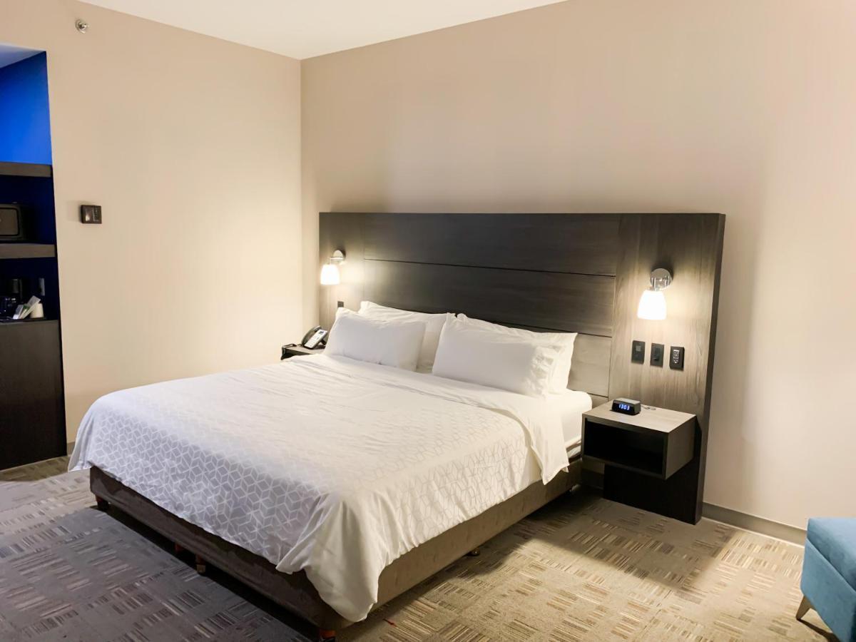 Holiday Inn Express & Suites - Tijuana Otay By Ihg Экстерьер фото