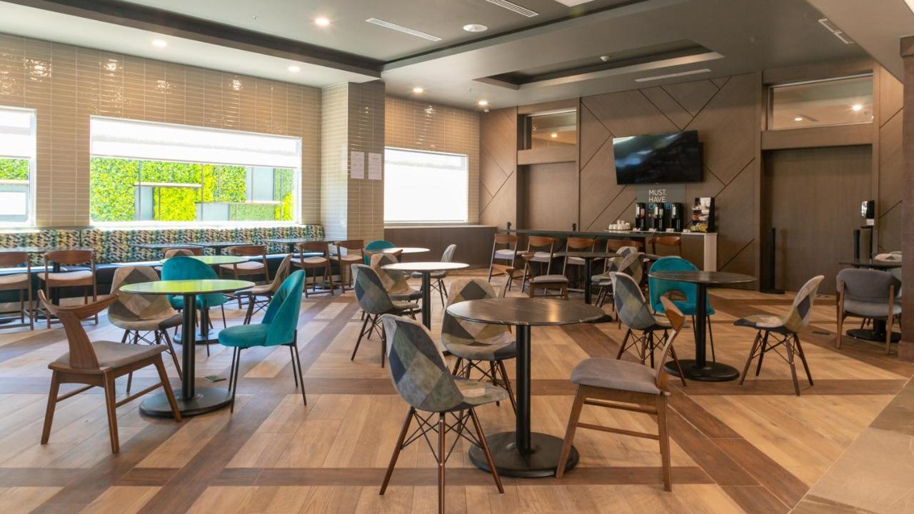 Holiday Inn Express & Suites - Tijuana Otay By Ihg Экстерьер фото