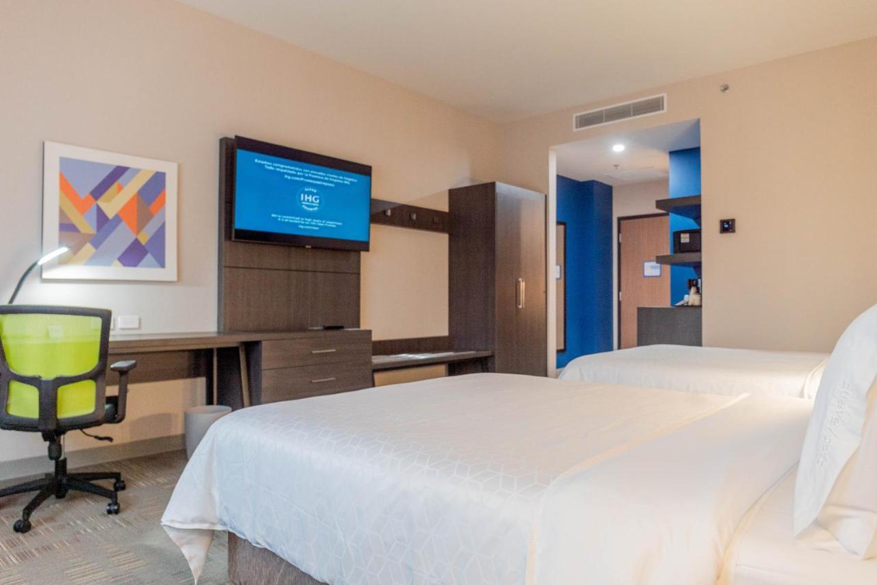Holiday Inn Express & Suites - Tijuana Otay By Ihg Экстерьер фото
