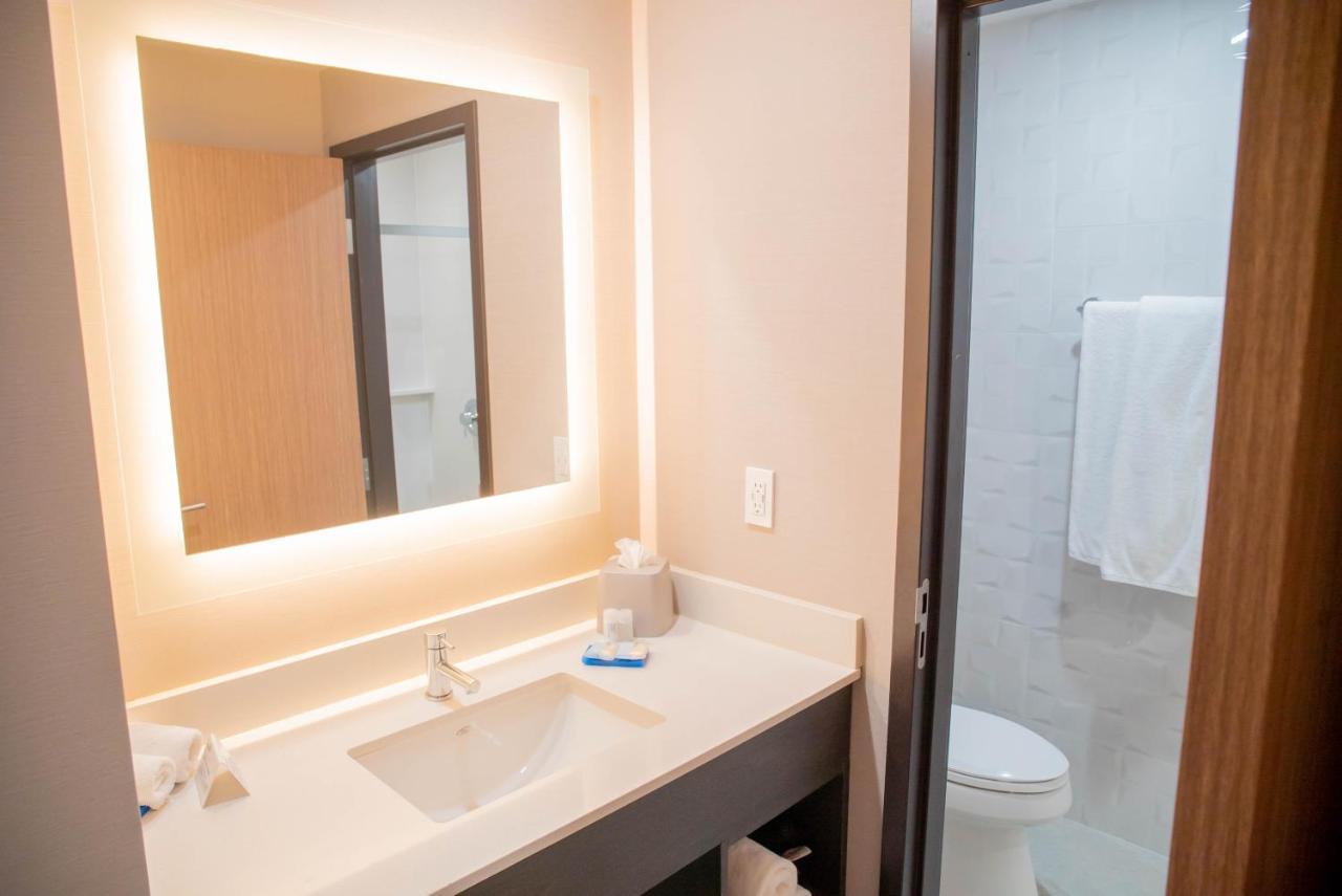 Holiday Inn Express & Suites - Tijuana Otay By Ihg Экстерьер фото